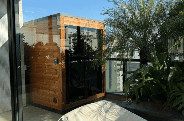 sauna finlandesa em madeira