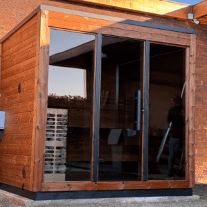 sauna finlandesa em madeira