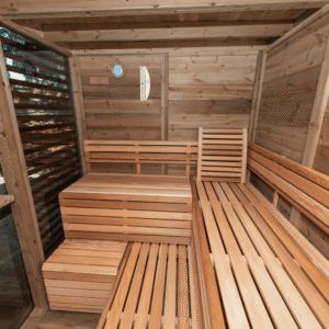 interior de sauna em madeira