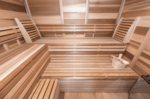 sauna finlandesa em madeira